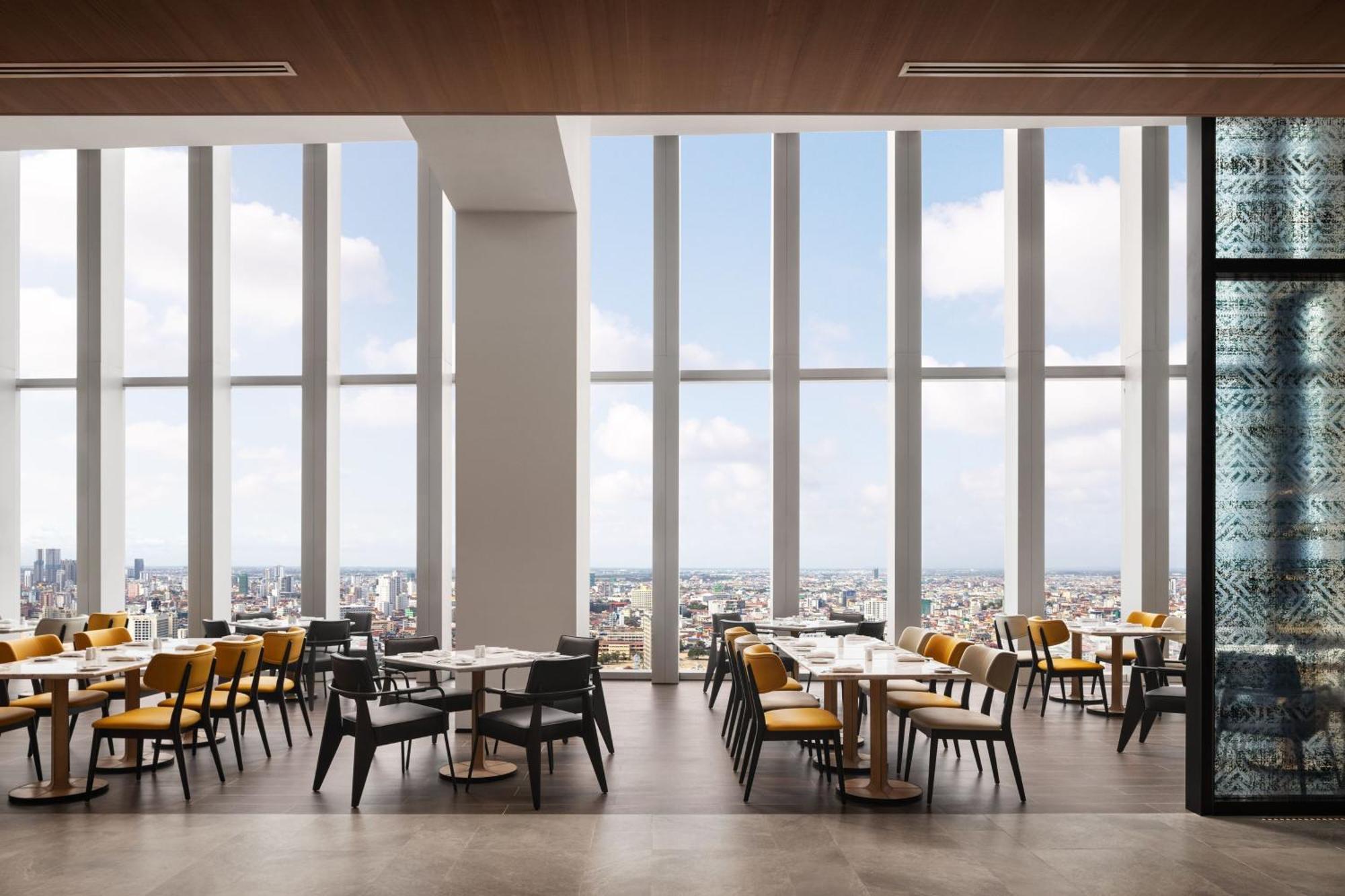 Hotel Fairfield By Marriott Phnom Penh Exterior foto
